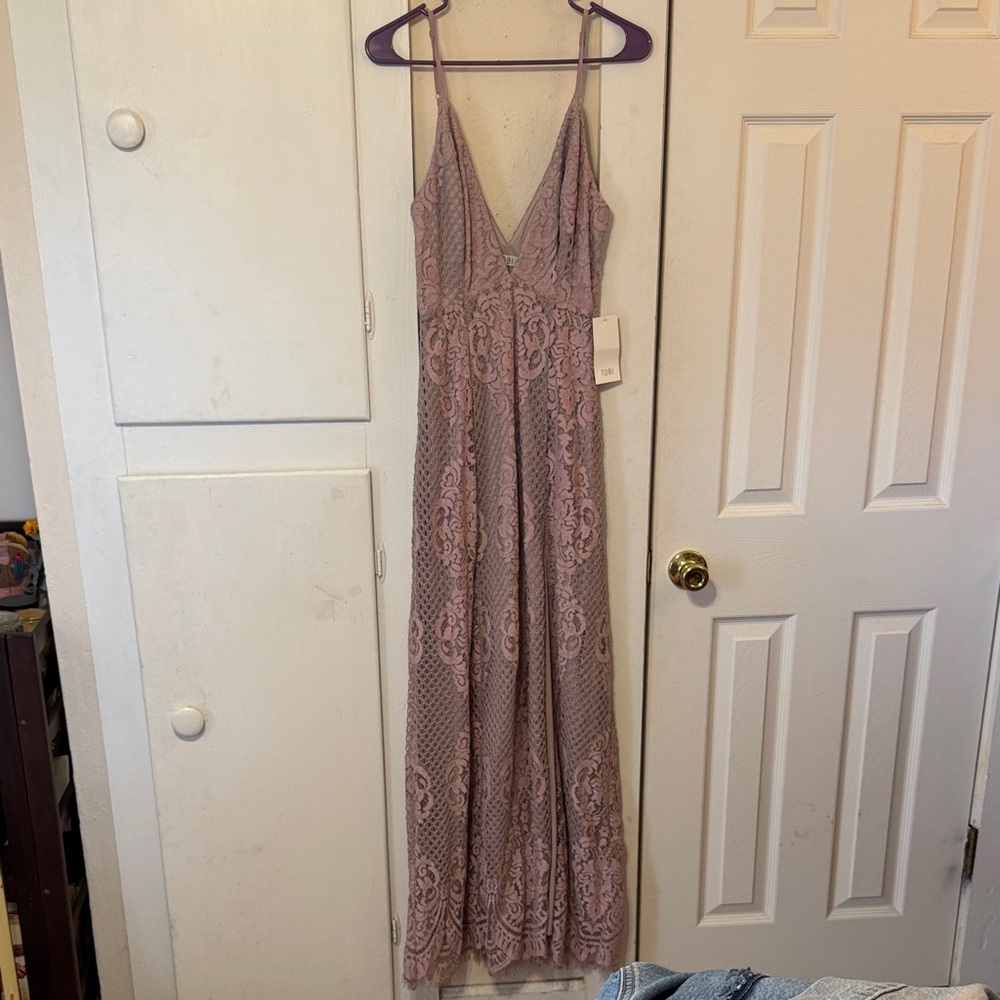 Tobi Lace Maxi Dress in Lavender